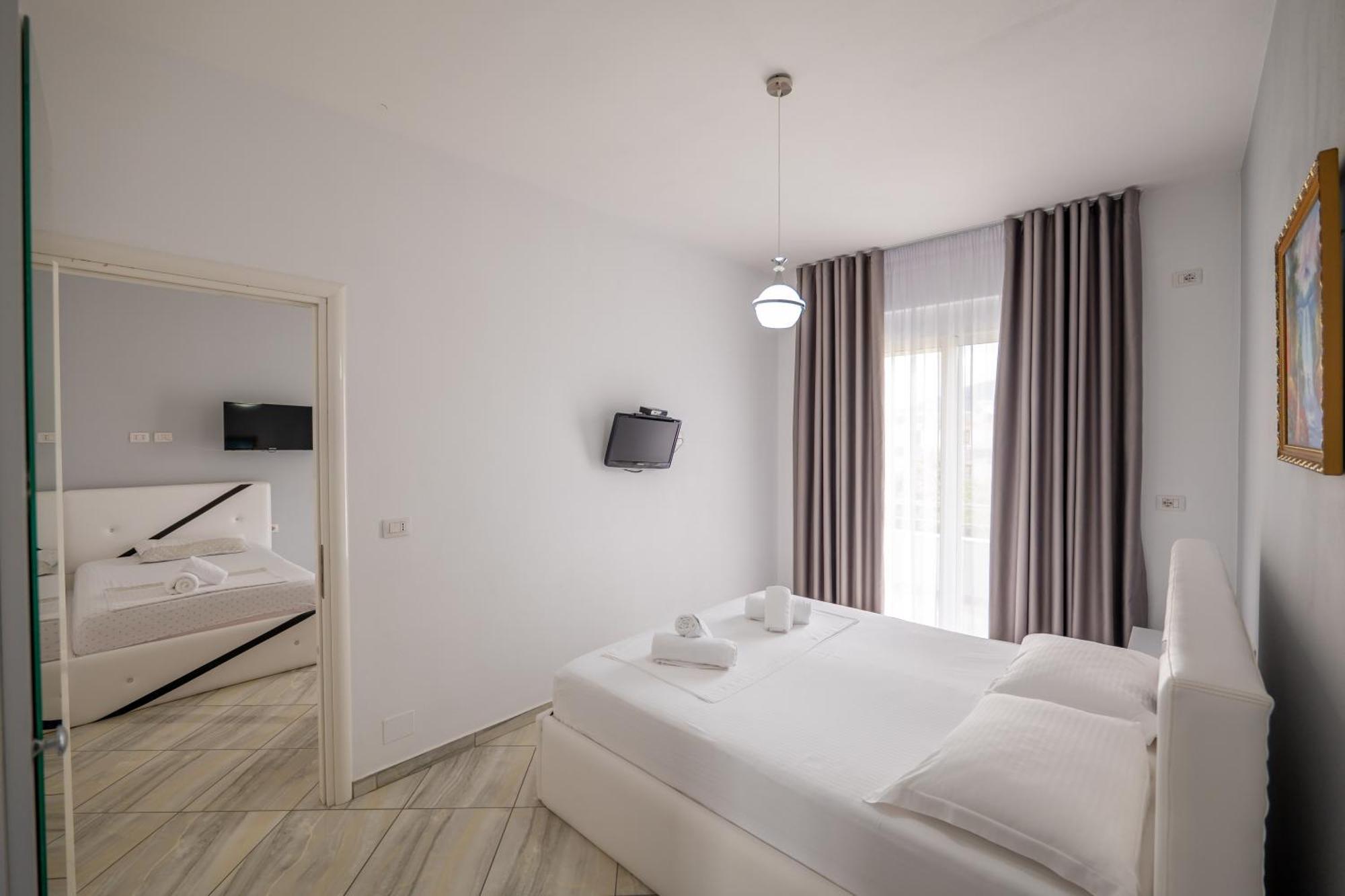 Hotel Artur2 Ksamil Eksteriør billede
